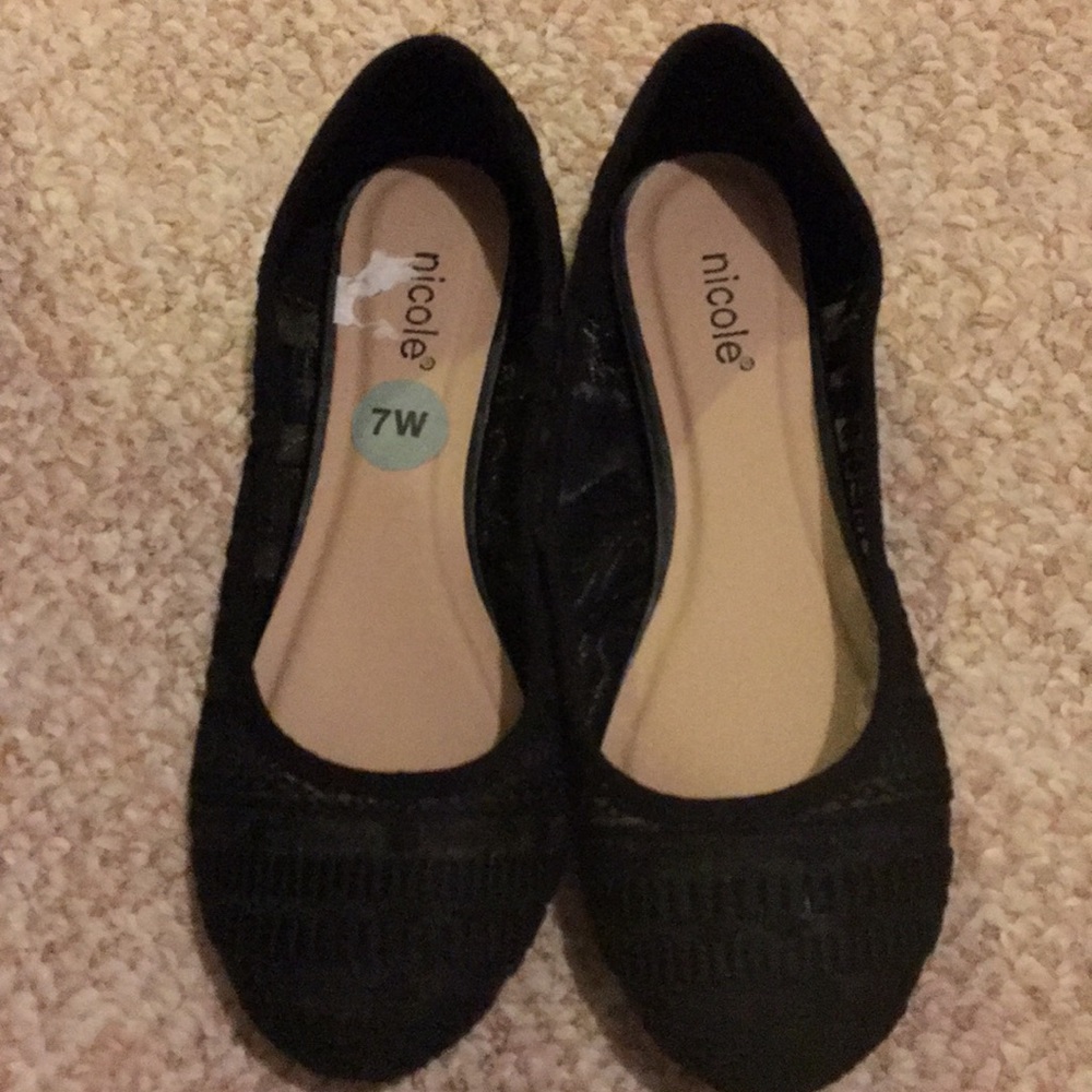Nicole black lace flats